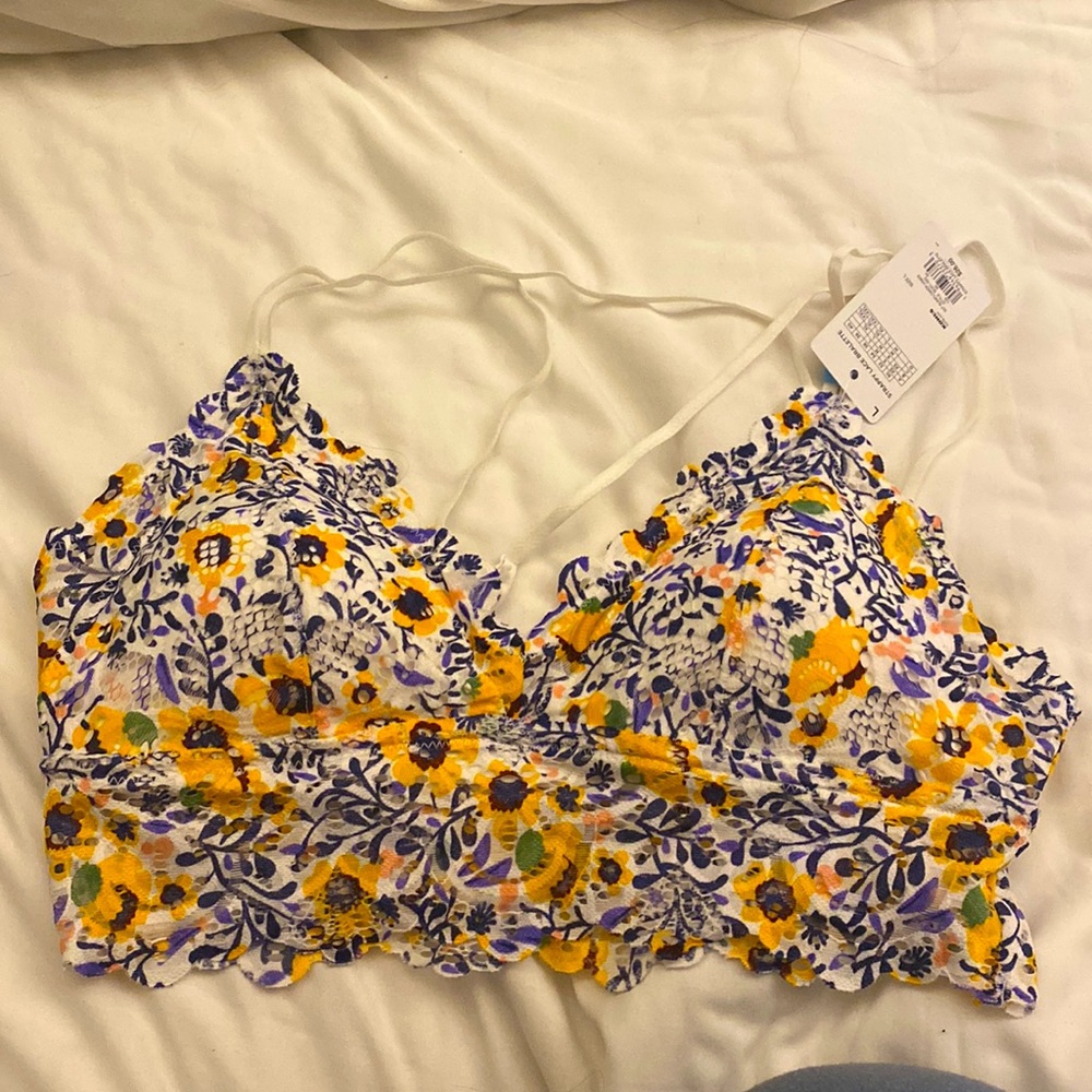 Strappy Back Women’s Bralette